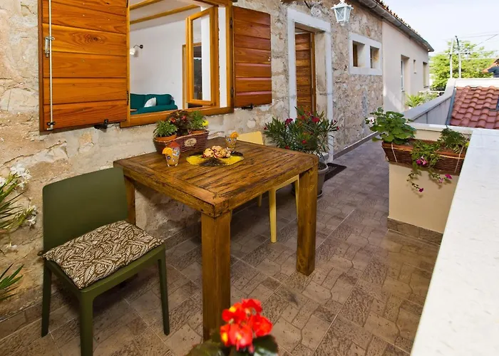 公寓 Sparrow Nest Hvar *